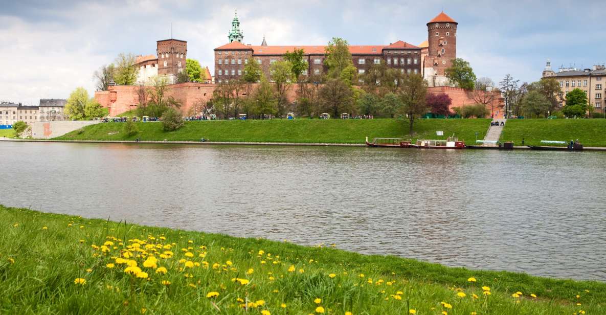 Krakow: Vistula River Cruise and Wieliczka Salt Mine Tour - The Vistula River Cruise: Krakow From the Water