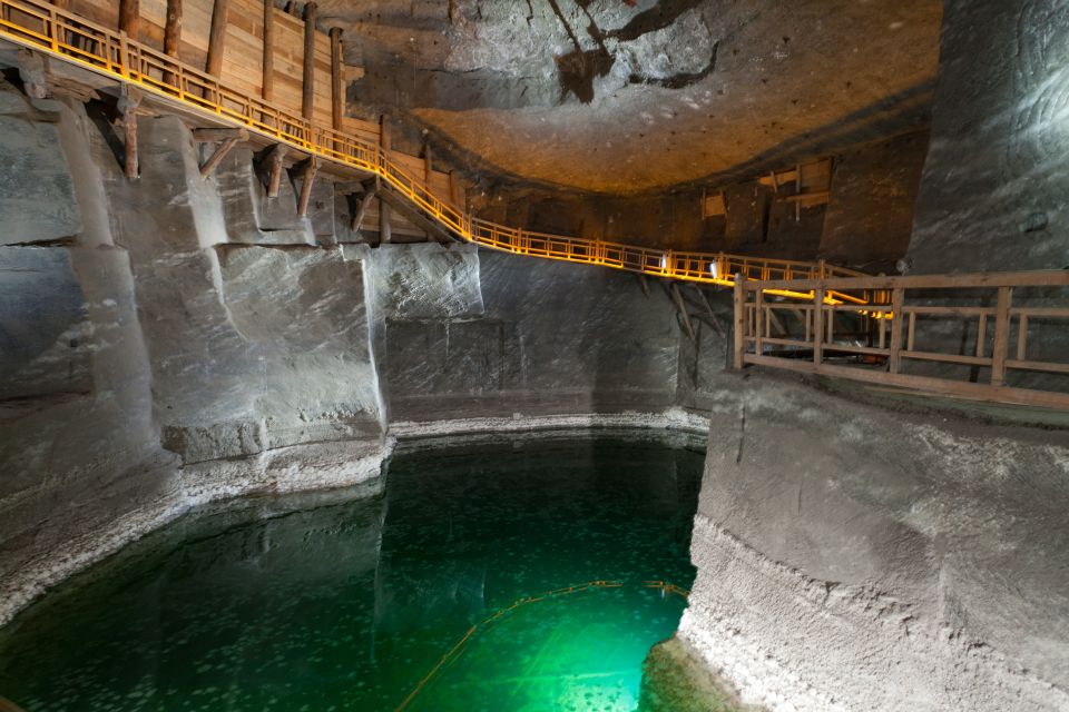Krakow: Vistula River Cruise and Wieliczka Salt Mine Tour - English Audio and Live Guidance: Getting the Most From the Day