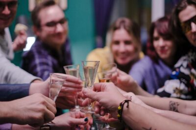 Krakow: Vodka Tasting in Hidden Bar - How the 90 minutes usually flows