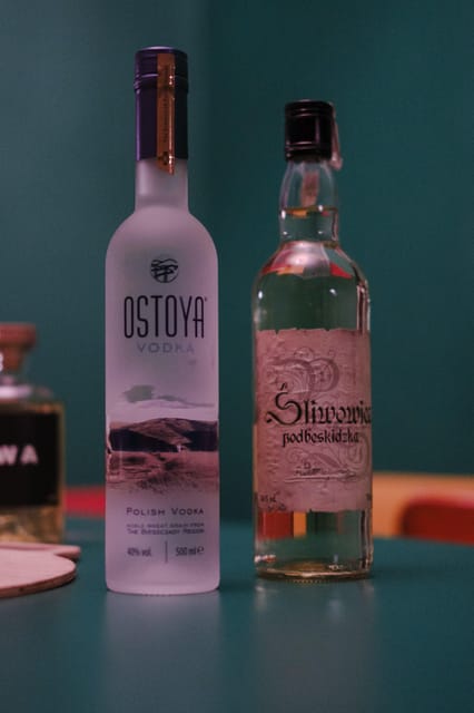 Krakow: Vodka Tasting in Hidden Bar - The food pairings: where the tasting becomes memorable