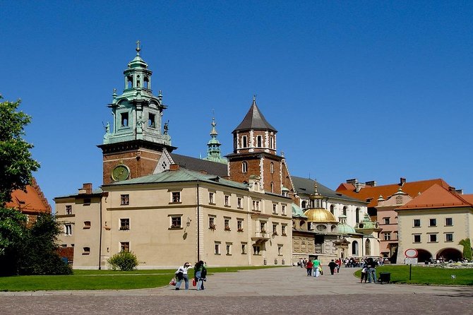 Krakow: Wawel Castle & Cathedral Guided Tour - Is the included admission worth it?