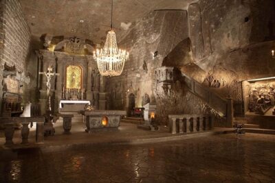 Krakow: Wieliczka Salt Mine Guided Tour with Hotel Pick-up - The Chapel of St. Kinga: Why This Room Is So Memorable