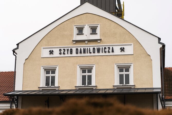 Krakow: Wieliczka Salt Mine Guided Tour with Pick-up options - Skip-the-line tickets and why the timing matters