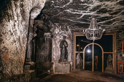 Krakow: Wieliczka Salt Mine Guided Tour with Transport - How Krakow transport keeps the day stress-free