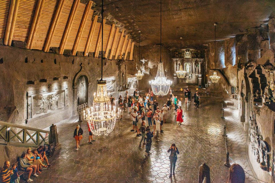 Krakow: Wieliczka Salt Mine Guided Tour with Transport - Guided time and free breaks: how to pace yourself