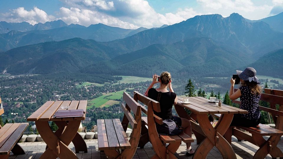 Krakow: Zakopane Cable Car, Spirits, Tasting & Thermal Baths - Chocholowska Thermal Baths: Your 3-Hour Reset in a Mountain Setting