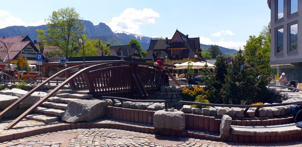 Krakow: Zakopane, Funicular, Cheese, and Highland Day Trip - Timing, weather, and what to pack for a day in the Tatras