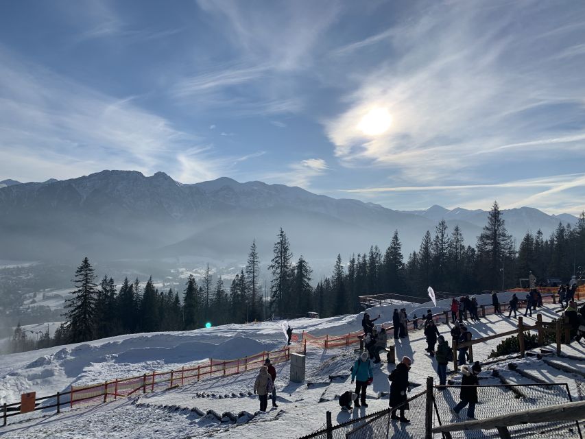 Kraków: Zakopane Tour, Thermal Pools & Hotel Pickup Options - Lodge time, cheese, and vodka tasting: what you’re actually getting
