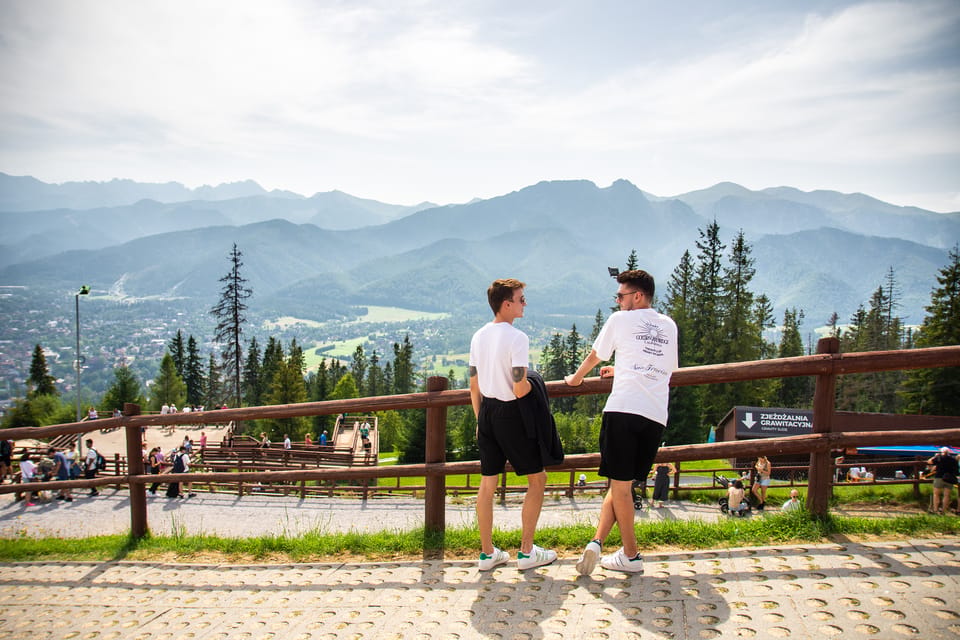 Krakow: Zakopane Tour with Cable Car, Tasting & Hotel Pickup - Quick stops that shape the mood: Wielka Krokiew and Jaszczurówka