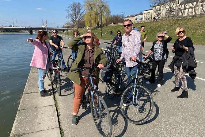 Private Bike Tour in Krakow - Krakow on a bike: fast orientation without feeling rushed