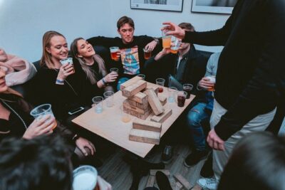 Pub Crawl + Unlimited Drinks + VIP entry + Drinking Games & Photographer - Meeting Point at Rynek Główny: Start Location and How to Avoid Delays