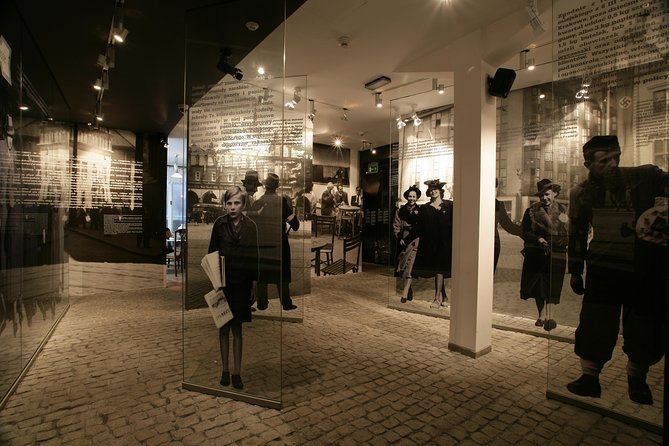 Schindler's Factory Guided Tour in Krakow & skip the line ticket - Entering the factory: what you’ll actually see
