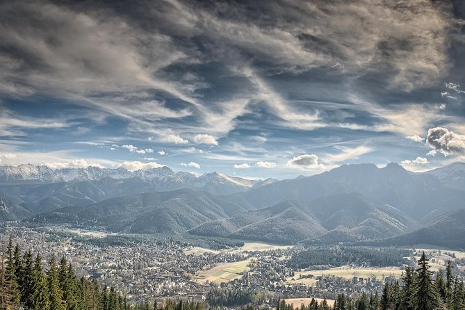 Zakopane Guied Tour: Cable Car, Local Spirits & Thermal Baths - Chochołowskie Termy: 3 hours that turn the day warm and easy